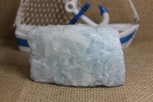 Aquamarine raw specimen